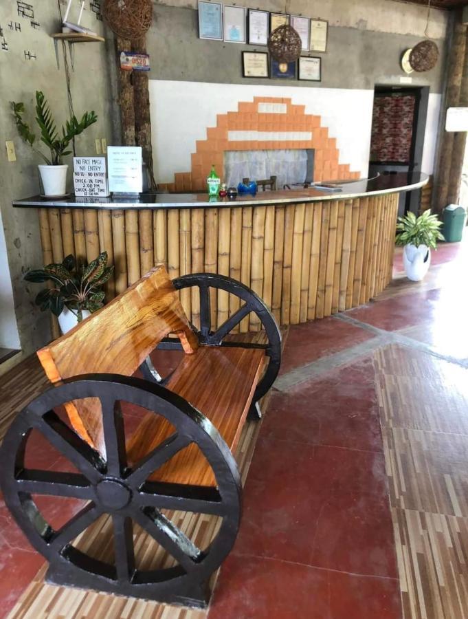 Greenhut Pension & Bar Jagna Bagian luar foto