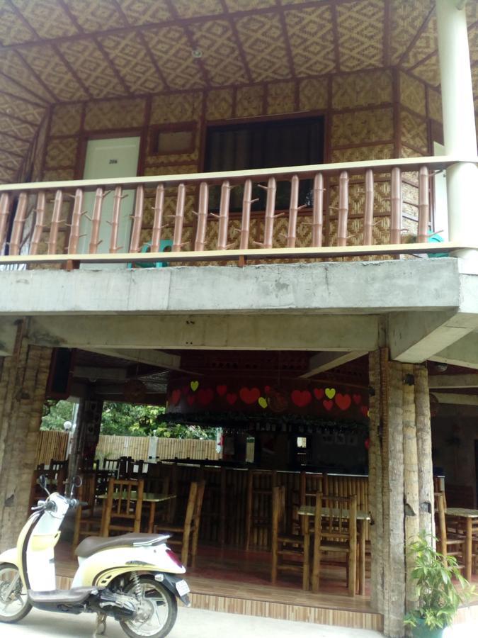 Greenhut Pension & Bar Jagna Bagian luar foto